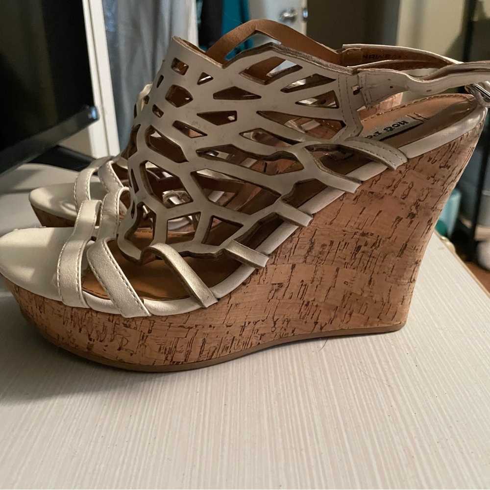 White abstract wedges